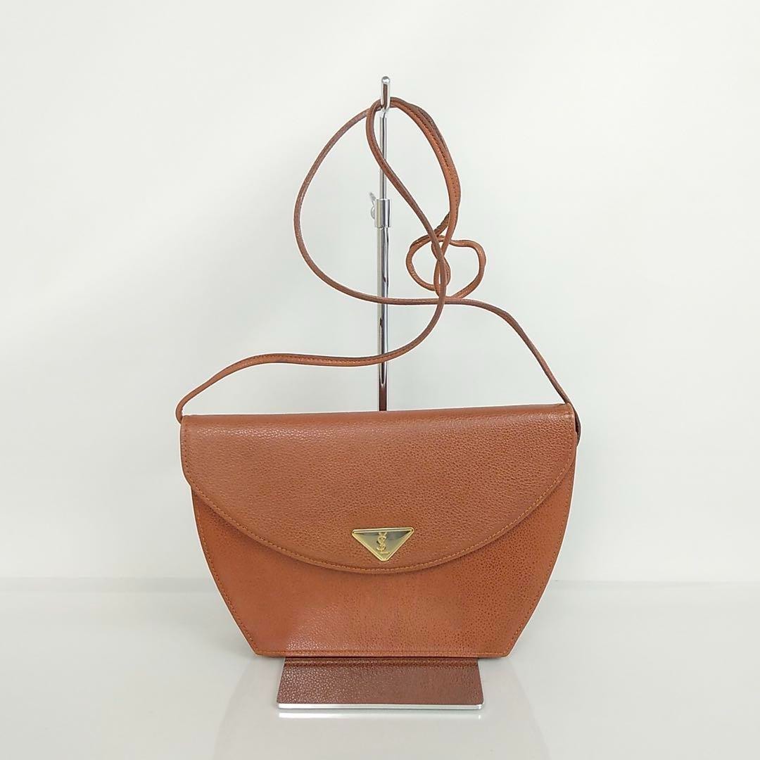Borsa a tracolla Yves Saint Laurent Cassandra triangolo logo pelle marrone moda