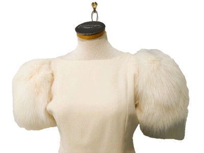 Neiman Marcus Victor Costa Ivory Sheath Dress Fox Fur Sleeves Size 4