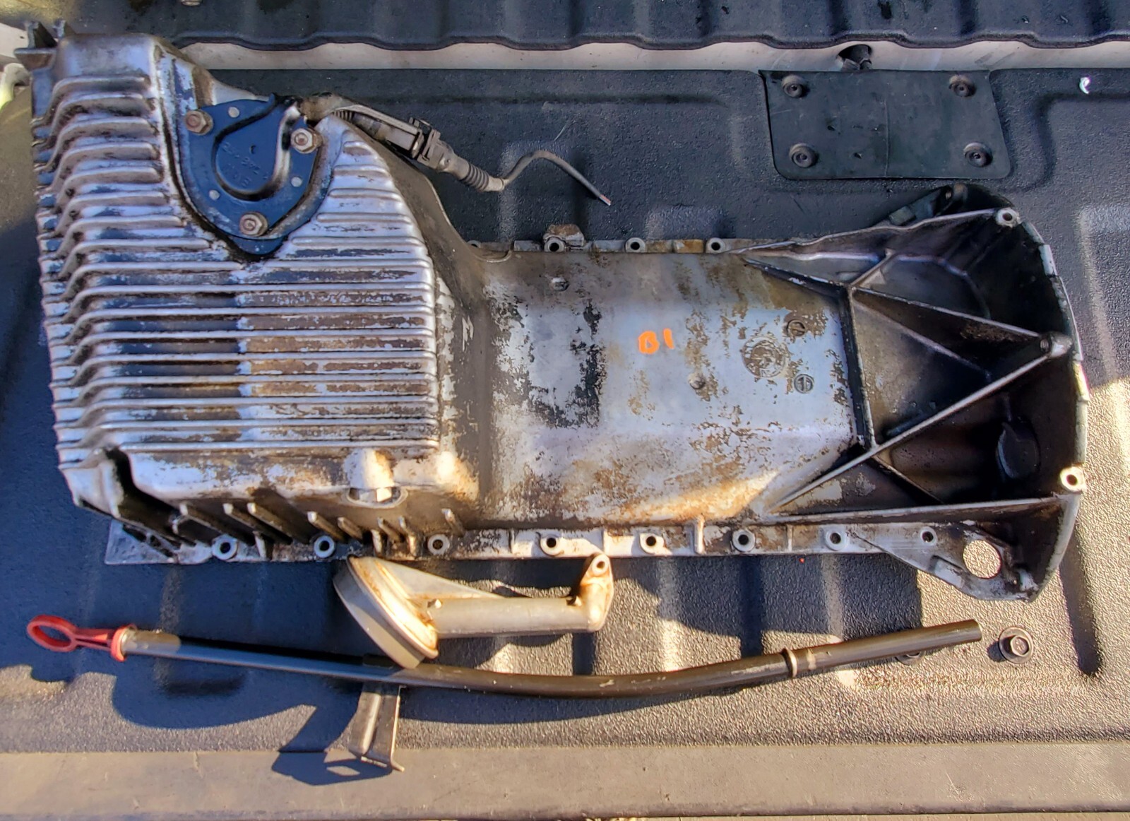 BMW E34 525i M50 OIL PAN SUMP PICKUP DIPSTICK TUBE E28 E30, 45 OFF