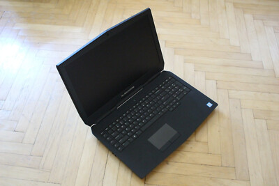 DELL Alienware 17 R3 i7-6700HQ 16GB DDR4 no HDD NVIDIA