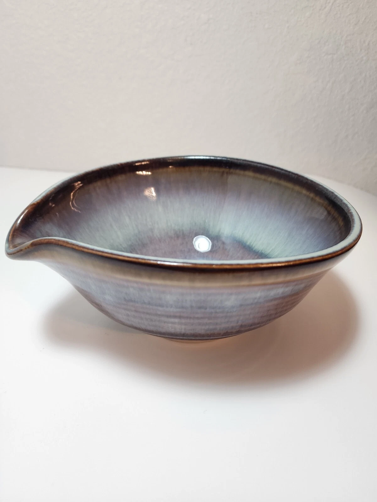 Bill Campbell Studio Art Pottery Batter Mixing Bowl Pouring Spout Drip Glaze
