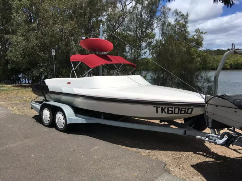 Haines Signature 520c Great First Boat Sturdy And Safe Motorboats Powerboats Gumtree Australia Wanneroo Area Wangara 113 Power Boats Motor Boats Boat