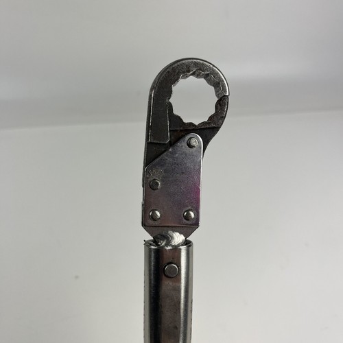 UTICA Torque Controls B7 Preset Wrench, 5/8" Hinged Ratcheting 12 pt 500 in-lb - Picture 7 of 11