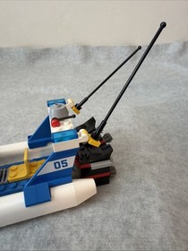 LEGO 60045 CITY Police Patrol Boat 100% w/ mini figure and instructions