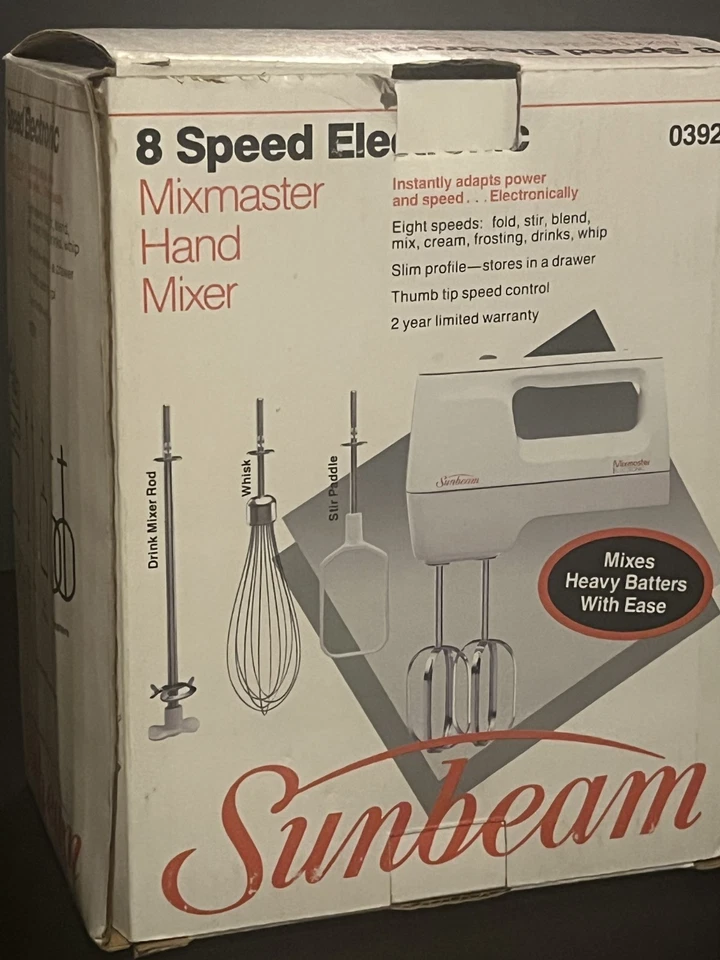 Mezclador de mano Sunbeam Mixmaster 8 velocidades con accesorios blanco de colección RARO Foto 3 de 3