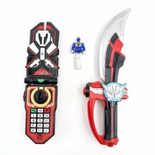 Power Rangers Super Megaforce Deluxe Legendary Morpher & Super Mega Saber + Key