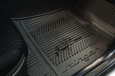 OEM 2018 - 2023 Kia Stinger AWD ALL WEATHER RUBBER FLOOR MATS SLUSH MAT 4 PC Set