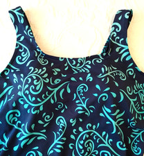 Lands End Plus Size Swimsuit Size 26W Tugless Tank Blue Floral Built-in Bra