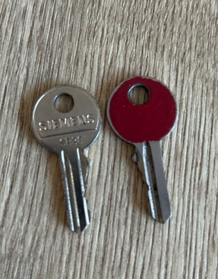 VE 2x Siemens Schlüssel SB30 key Ronis 3SB3910-4A für Schlüsselschalter Ronis