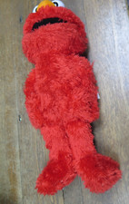 Sesame Street Love to Hug Elmo Talking Singing Hugging 15"
