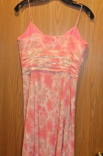 Loft rosa Blumen 100 % Seide Spaghettiträger gefüttert Kleid Größe 6 - Bild 5 von 9