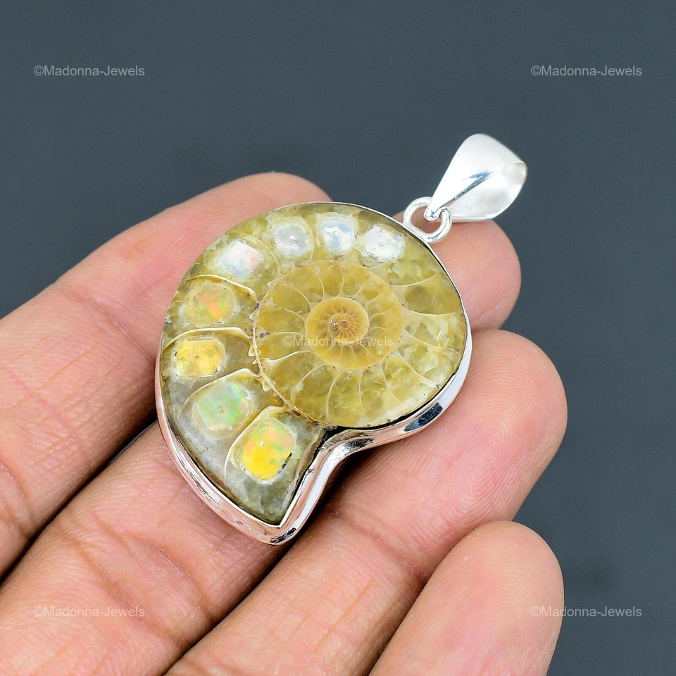 Natural Ethiopian Opal In Ammonite Fossil 925 Sterling Silver Daughter Pendant - Image 4 of 4