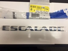 OEM GM New OEM Door & Liftgate Emblem 2002-2014 Cadillac Escalade 15162148 b104