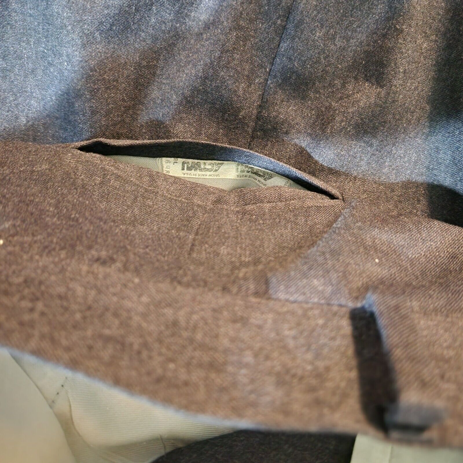 Austin Reed Dark Gray Wool Suit Mens Jacket 40R P… - image 7