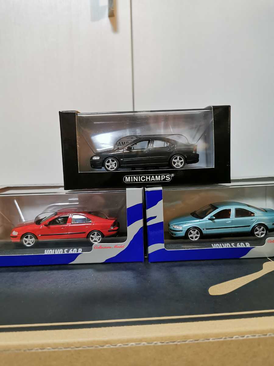 MINICHAMPS Volvo S60 ミニカー 1/43 スケール Volvo S60R Set Of Made Minichamps Dealer Models Discontinued mint