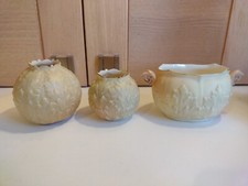 ANTIQUE LOCKE & CO WORCESTER BLUSH IVORY ACANTHUS LEAF 3 SML PORCELAIN VASE SET