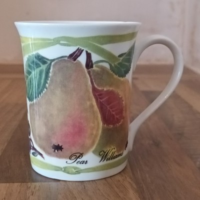 The National Trust English Bone China ''Garden Fruits'' Becher - William s Pear