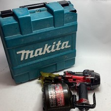 Makita / AN930H Air Nailer From Japan With Case Tested Good Used Works Properly