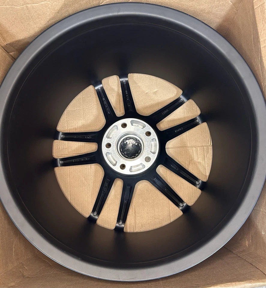 20” 11” Charger SRT Hellcat Widebody Mate Black 1pc.  - Image 2 of 4