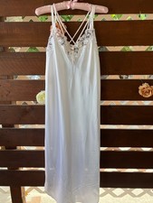 Women's VTG California Dynasty white night gown statin size L
