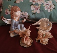 4 Figuren, Engel, Porzellan und evtl. Resin, zusammen