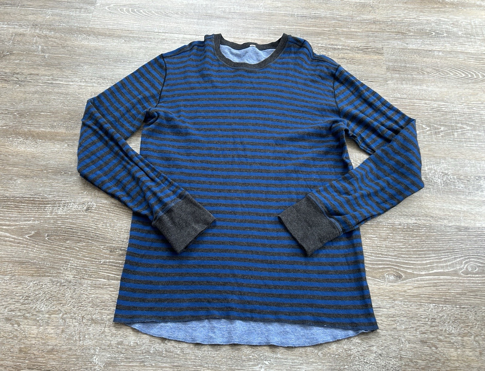 Lululemon Binary Reversible Long Sleeve Thermal T… - image 3