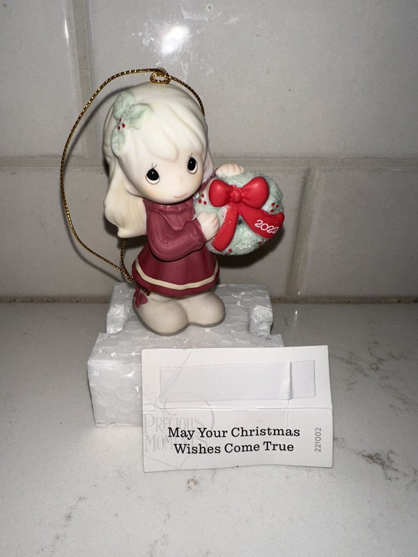 Precious Moments 2022 Dated Ornament MAY YOUR CHRISTMAS WISHES COME TRUE 221002