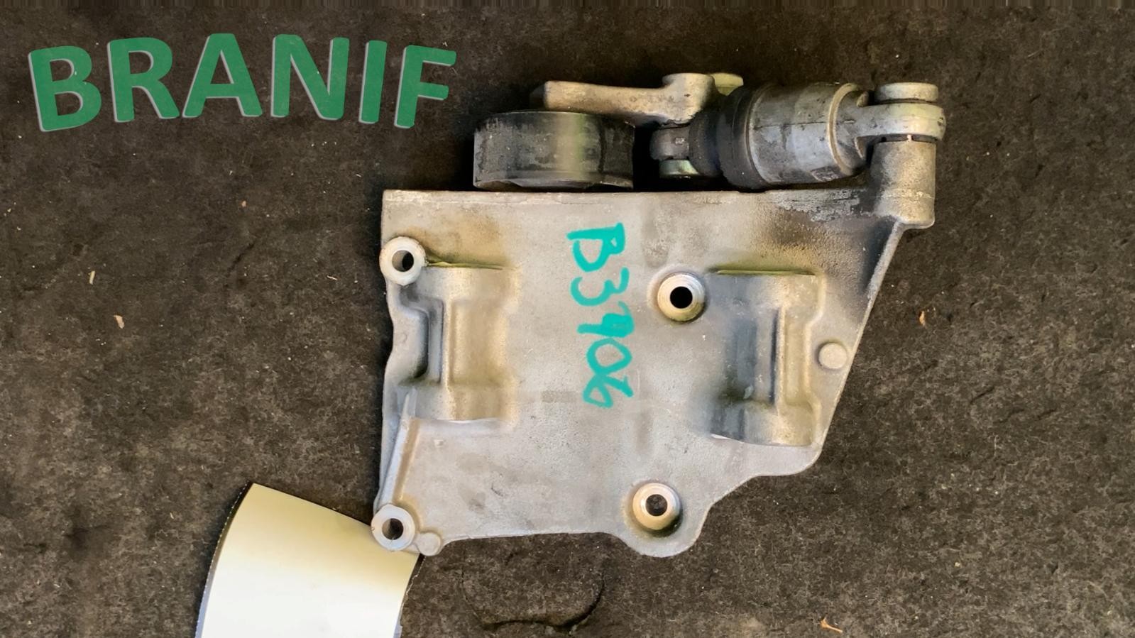 BENTLEY BENTAYGA  - Accessory Drive Belt Tensioner Assembly 0P2903133A