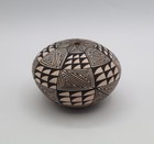 Acoma Pot Seedpot Fine Line Designs Traditional M Chino Patina 3.5" W — photo 1