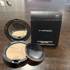 MAC Pro Longwear Powder / Pressed - Medium - New In Box 