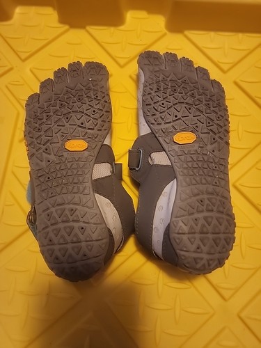 Women's Vibram FiveFingers 18W7303 Aqua Grey Size 6.5-7 - Picture 9 of 9
