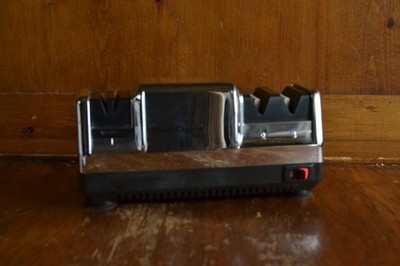 Chef's Choice Electric Knife Sharpener Diamond Hone Pro 100 Chrome Eddition