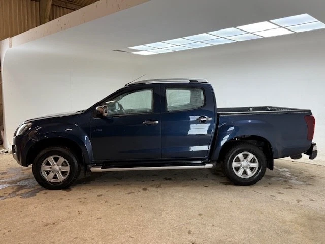 ISUZU D MAX UTAH DOUBLE CAB 2.5 TWIN TURBO DIESEL - Image 4 of 4