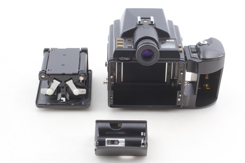 [MINT] Pentax 645 Medium Format Film Camera Body 120 Back From JAPAN - Picture 9 of 12