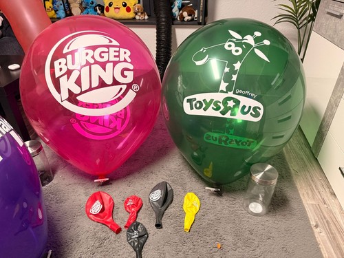 "ToysRus" balloon 24 inch belbal / promotional balloon / looner
