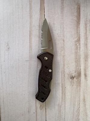 Frost Cutlery Folding Pocket Knife With 1 1/2  Combo Blade. Very Sharp.