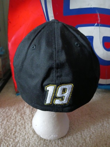 Carl Edwards Stanley #19 Joe Gibbs Racing Team Issued L/XL Hat Cap NASCAR - Picture 5 of 7