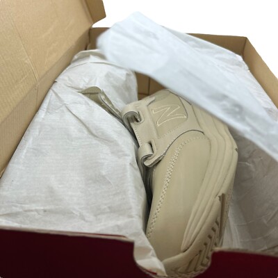 New Balance Walking Shoes Mens Size 10 B Narrow 928 V3  display picture 3