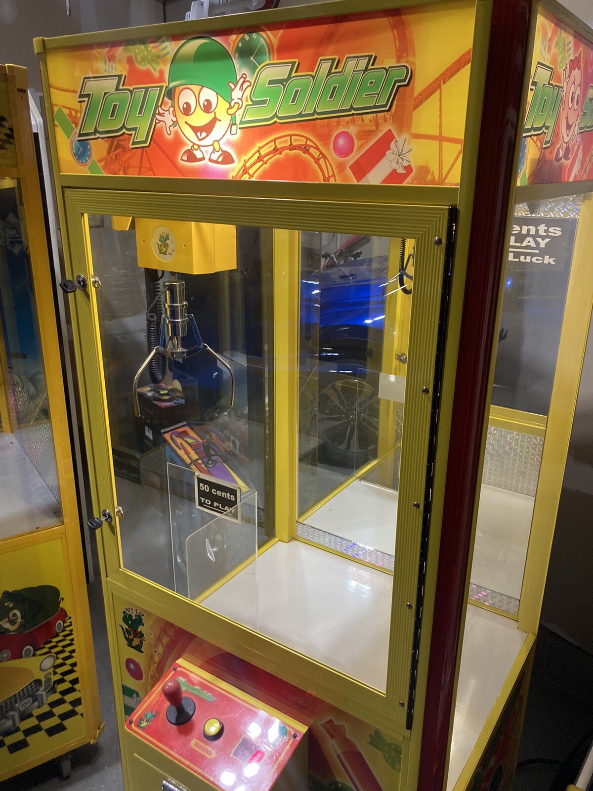 31” Toy Soldier Claw Machine Crane Arcade Game 3! Shipping