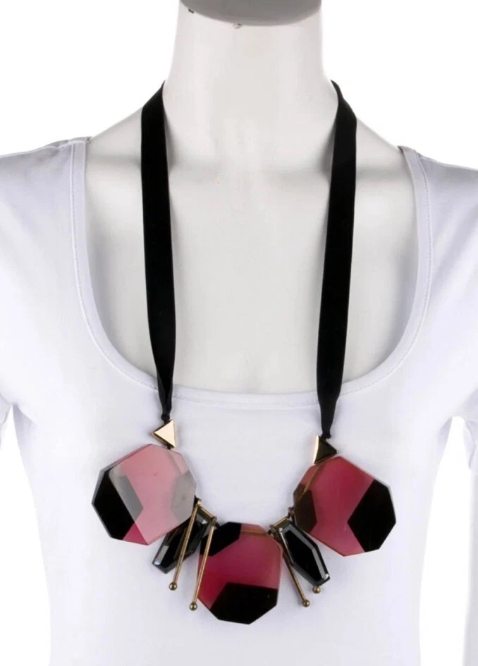Precioso collar vintage Marni rosa Reslin con cintas de seda Foto 4 de 4