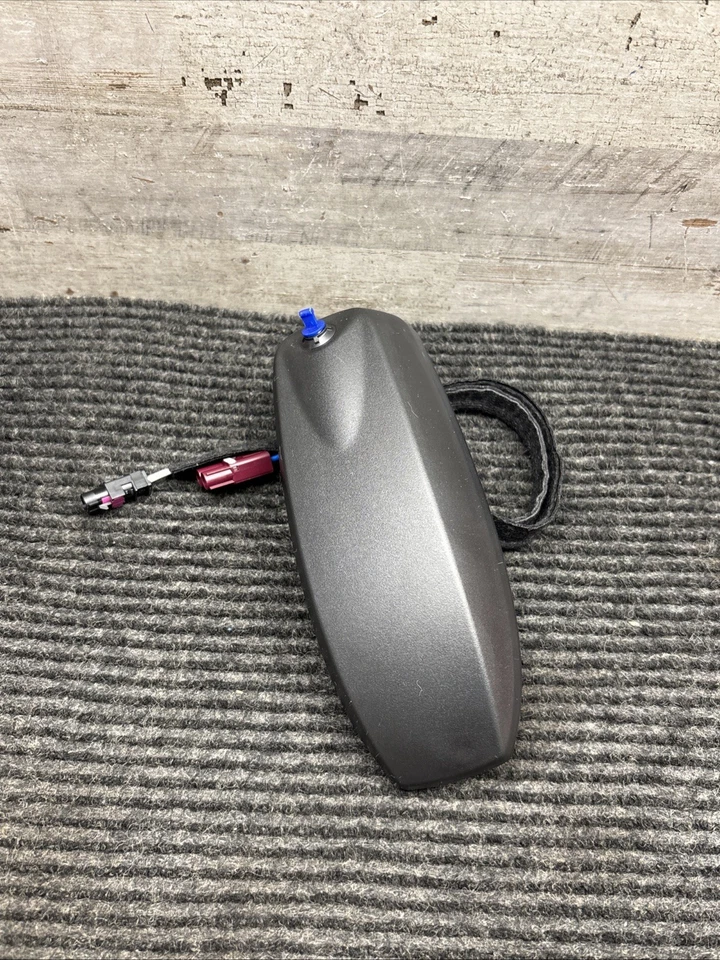 Antena GPS navegación alta frecuencia genuina GM 23345963 Colorado Canyon Foto 2 de 4