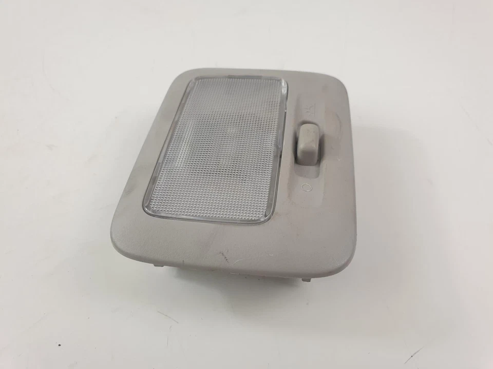 MITSUBISHI MIRAGE COURTESY LIGHT INTERIOR ROOF MK6 2017 - Imagem 4 de 4