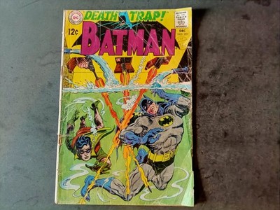Batman #207 (Death Trap) - 1968 US DC (Detective Comics)  Reading/Filler Copy!