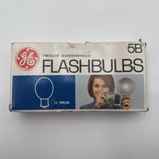 GE 5B BLUE FLASHBULBS IN BOX - LOT OF 9 BULBS - NOS