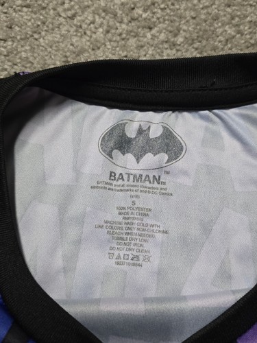 Batman The Joker All Over Graphic Print T Shirt Size S Comics Retro - Picture 4 of 12