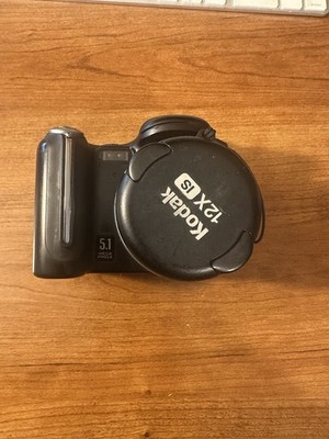 Kodak P850 5.1MP Camera - PLEASE READ for parts or Repair