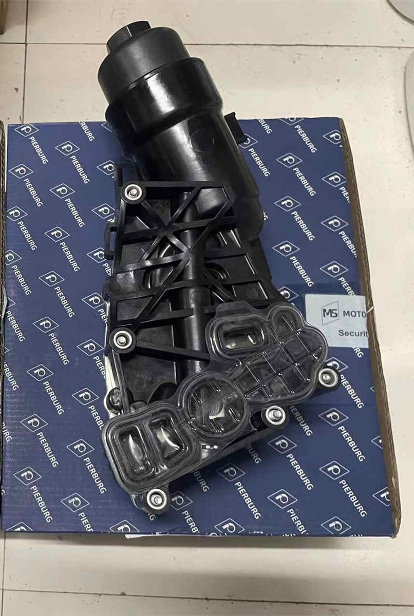 11428575898 For Mini Cooper BMW i8 X1 X2 OEM Pierburg Oil Cooler