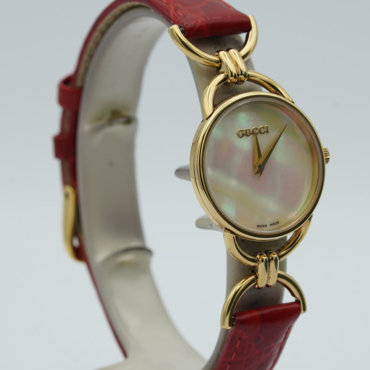 Gucci Vintage Women's Watch 202884oz 0 31/32in Nice