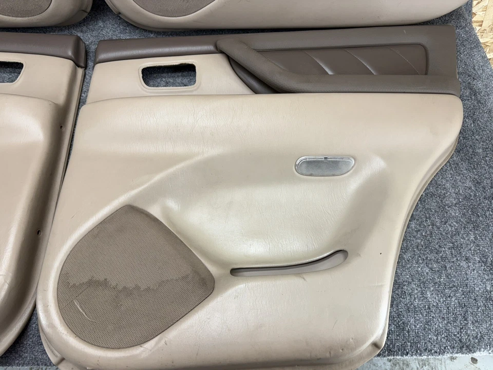 JUEGO PANELES PUERTA TOYOTA LAND CRUISER J100 1998-2002 ROBLE MARRÓN TOSTADO BEIGE OEM Foto 2 de 4