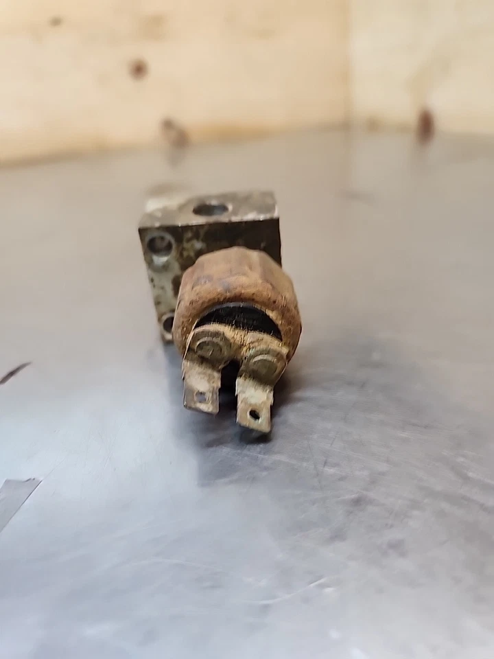 2009 Polaris RZR 800 EFI OEM Brake Switch - Image 2 of 4